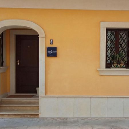 Molo Di Levante - Rent Apartment มารีนาดีรากูซา ภายนอก รูปภาพ