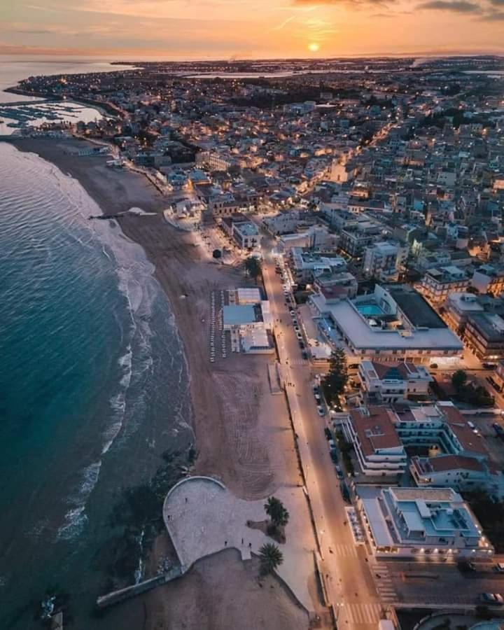 Molo Di Levante - Rent Apartment มารีนาดีรากูซา ภายนอก รูปภาพ