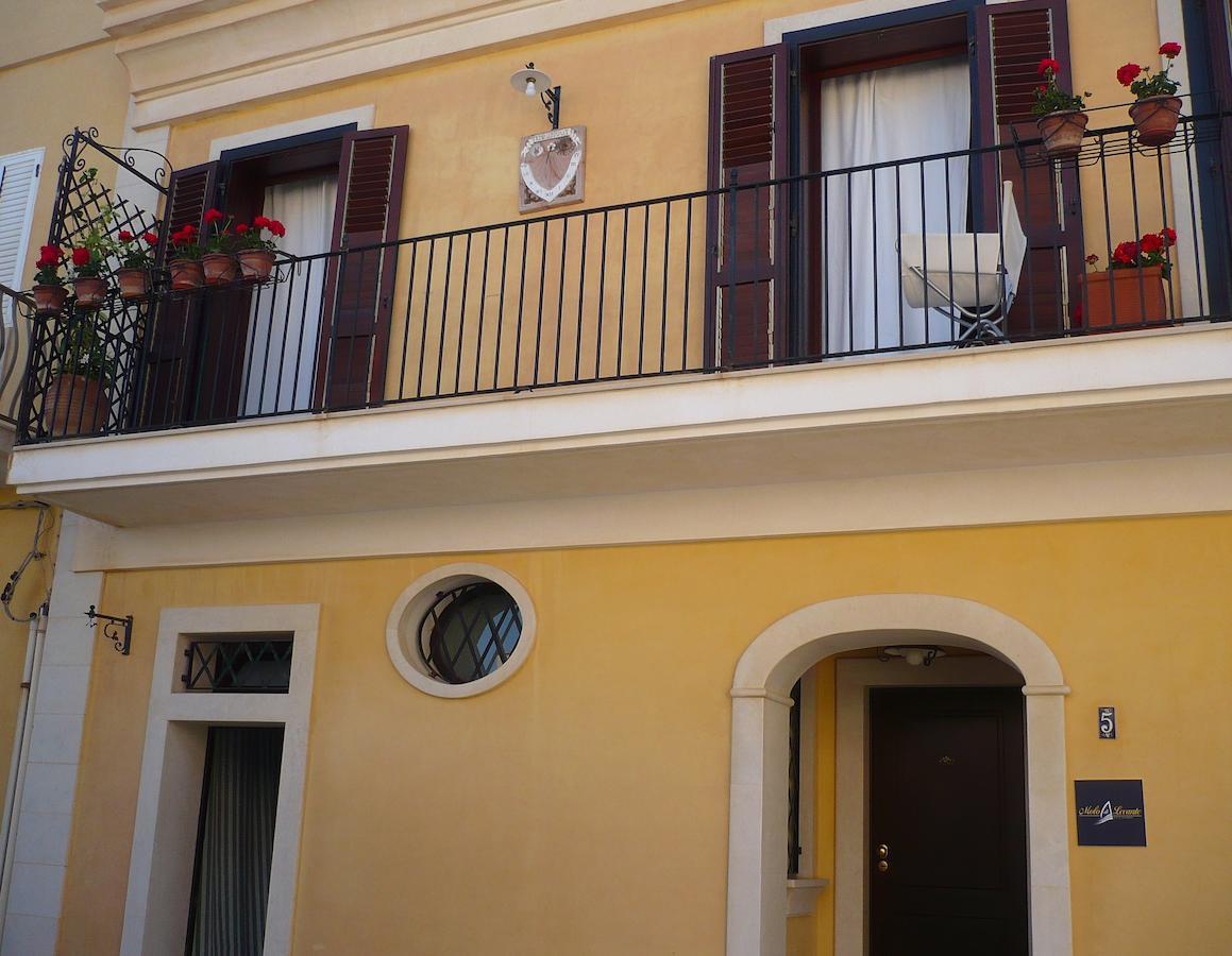 Molo Di Levante - Rent Apartment มารีนาดีรากูซา ภายนอก รูปภาพ