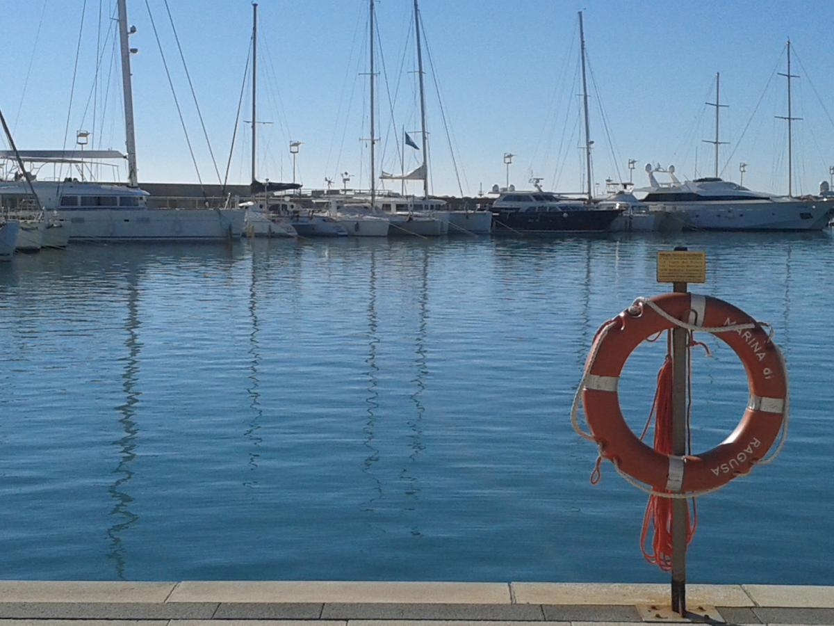 Molo Di Levante - Rent Apartment มารีนาดีรากูซา ภายนอก รูปภาพ